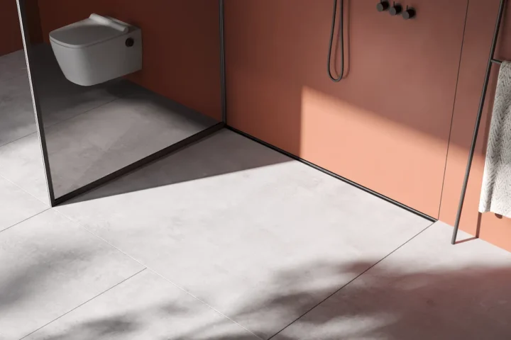 Tece kanalice za tuš